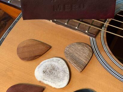 ZESTAW KOSTEK GITAROWYCH